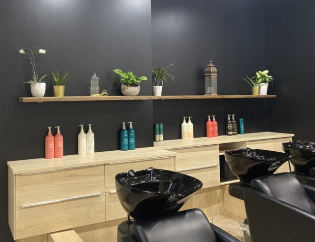 West Side Spa Hair wash